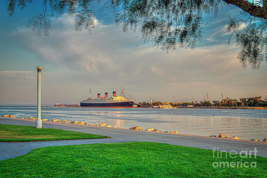 Queen Mary Long Beach Photograph by David Zanzinger