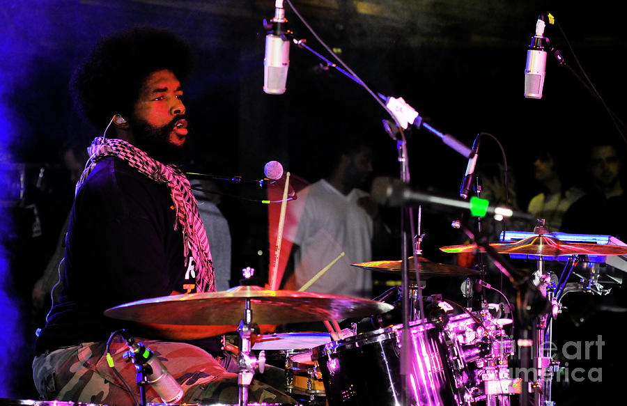 Questlove with The Roots at Loki Festival at Deerfields in Ashev Photograph by David Oppenheimer