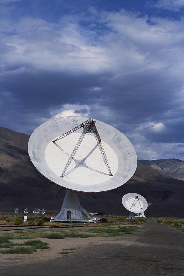 Radio telescope , Owens Valley , California Photograph by Comstock Images