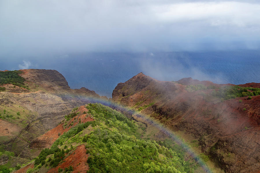 Rainbow Over Kauai Photograph by Cindy Robinson