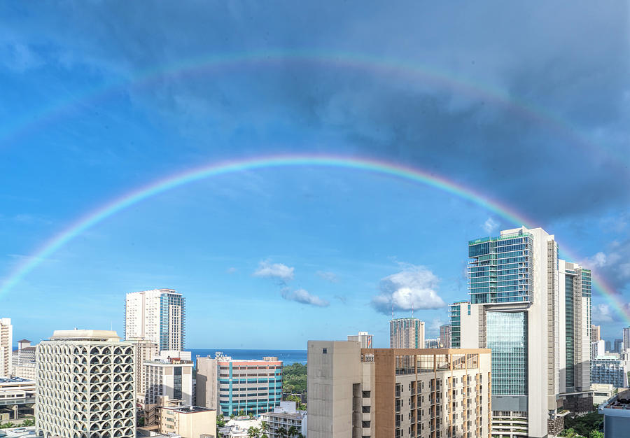 Rainbow Over Waikiki Photograph by Betty Eich