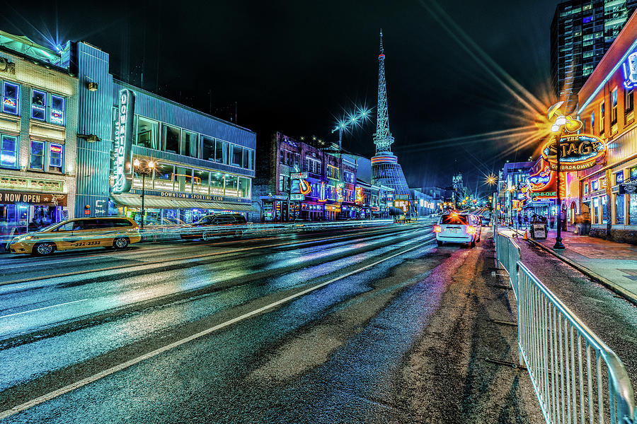 Rainy Night In Nashville Tennessee  Photograph by Dave Morgan