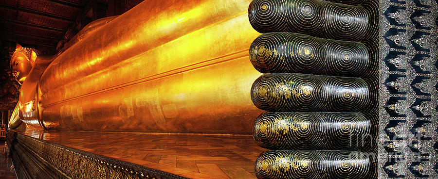 Reclining Buddha Thailand Photograph by Bob Christopher