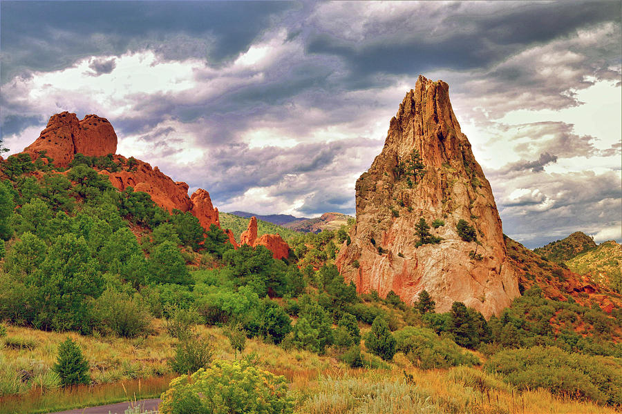 Red and White Sandstones in the Garden of the Gods in Colorado Photograph by Ola Allen