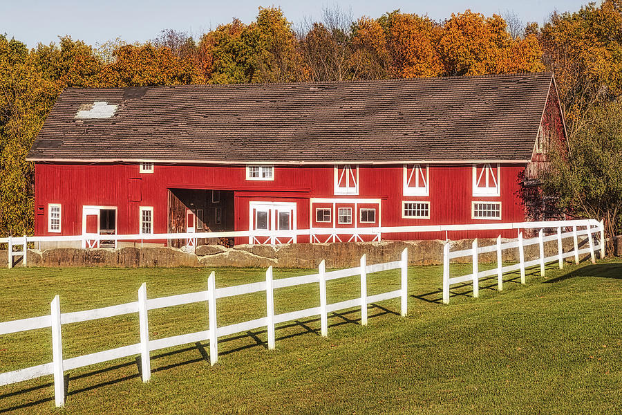 Red Barn In NJ  Photograph by Susan Candelario