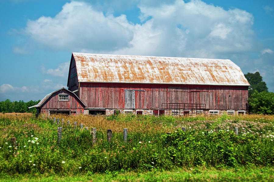 Red Barn No.1 Photograph by Tammy Wetzel