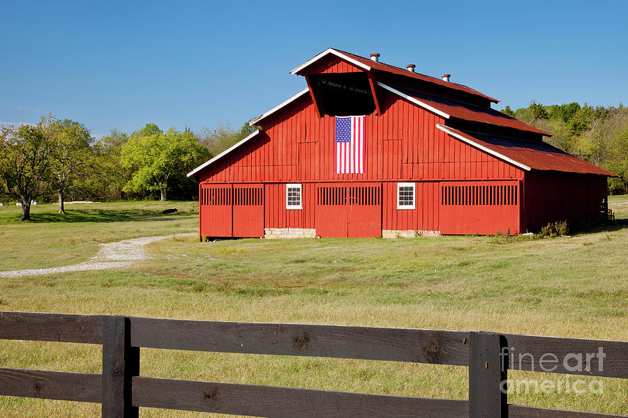 Red Barn with American Flag - Tennessee II Photograph by Brian Jannsen