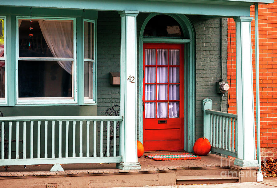 Red Door in Lambertville New Jersey Photograph by John Rizzuto