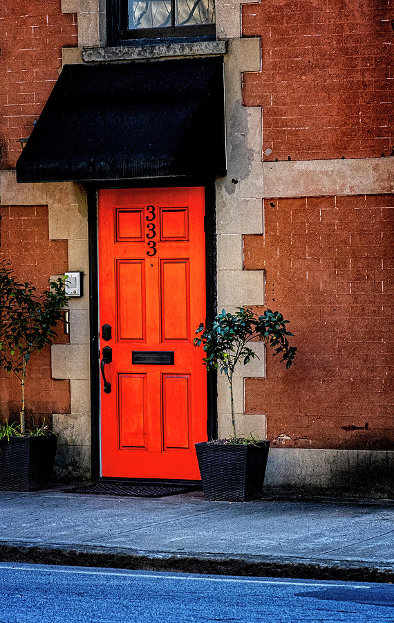 Red Door Photograph by Tom Singleton