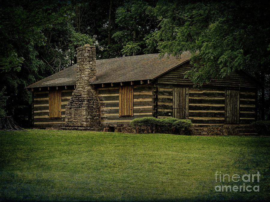 Red River Cabin in Kentucky Photograph by Scott and Dixie Wiley