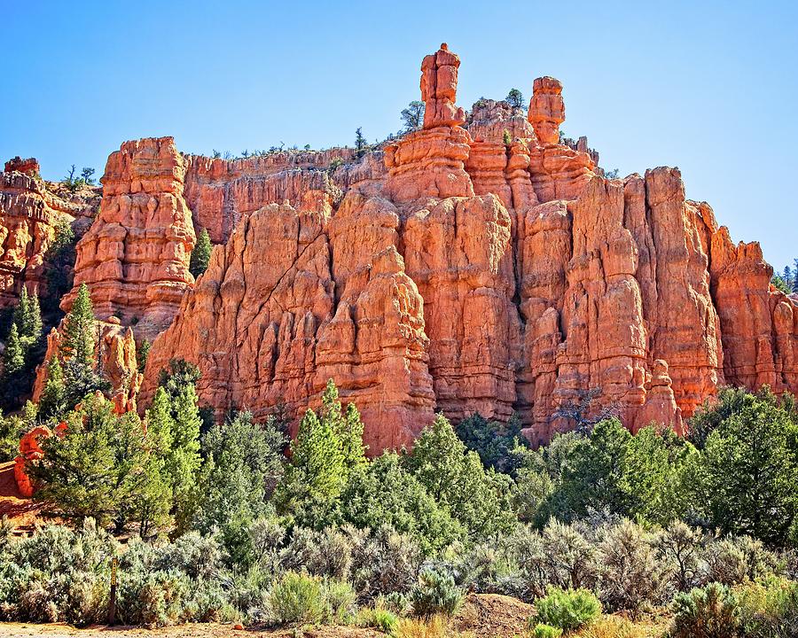 Red Rock Cliffs and Hoodoos Photograph by Ronald Lutz