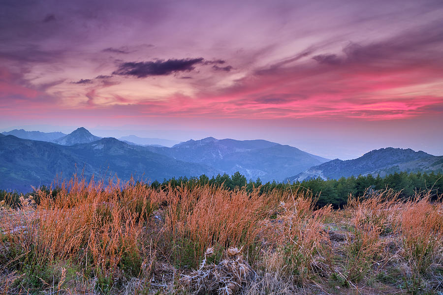 Red sunset. Trevenque. Sierra Nevada National park. Winter time ...