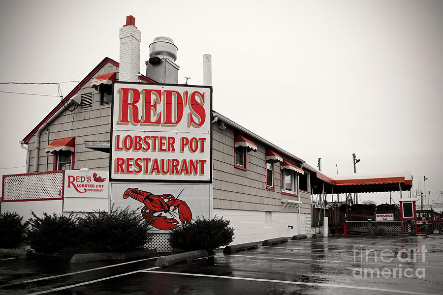 Reds Lobster Pot Point Pleasant New Jersey Photograph by John Van Decker