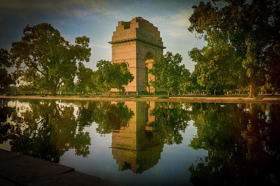 Reflection Of India Gate Photograph By Bhaven Jani - Fine Art America