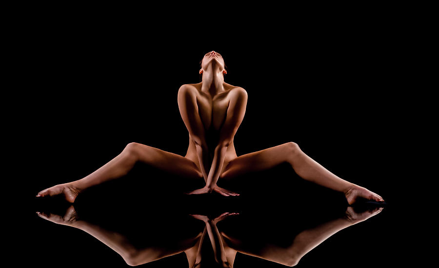 Reflective Emergence - Artistic Nude Photograph by Susanne Catherine