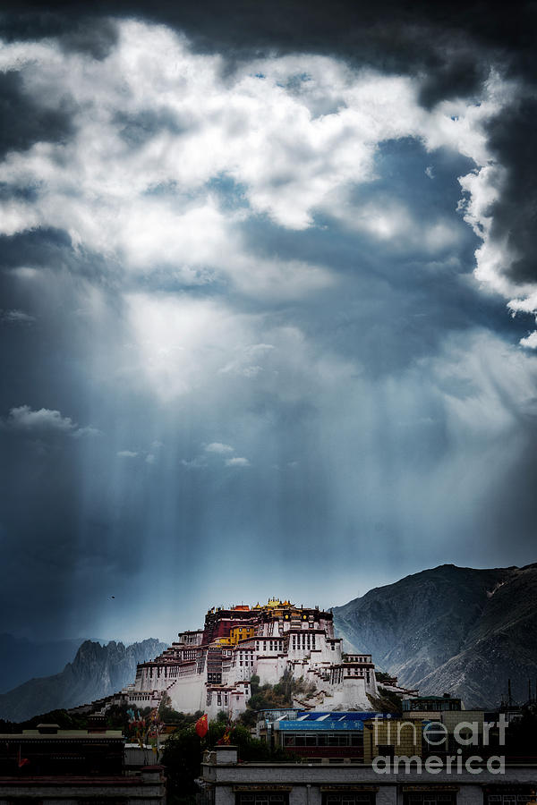 Mountain Photograph - Reign by Peng Shi