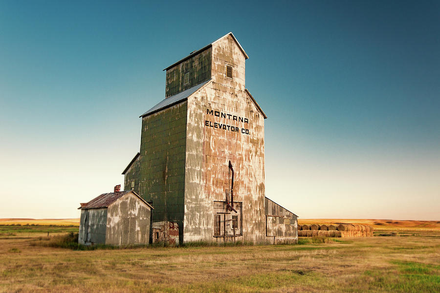 Architecture Photograph - Remember When by Todd Klassy