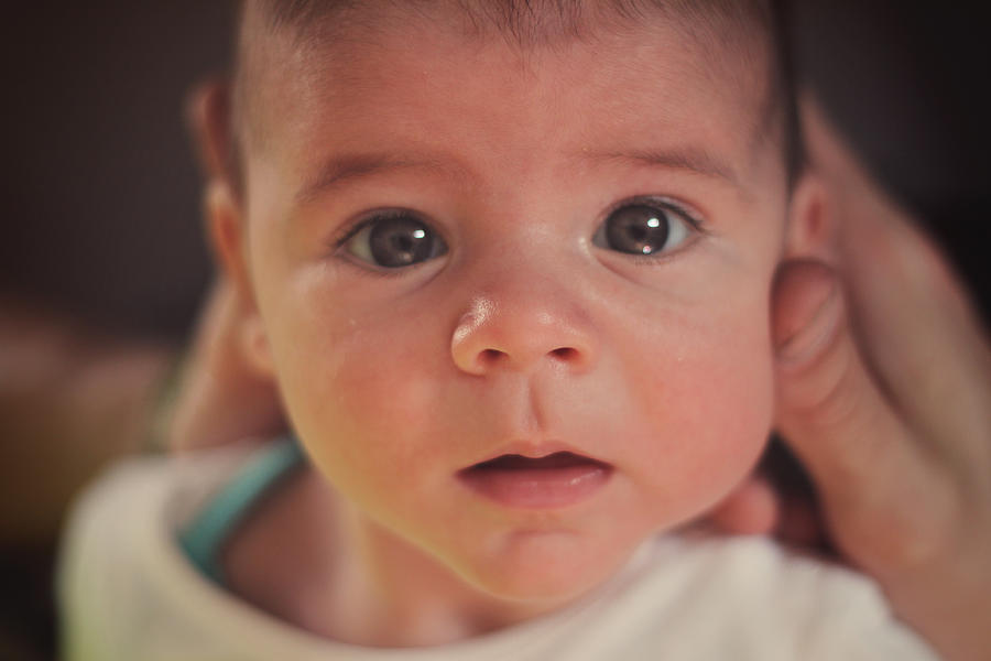 Retrato de bebé Photograph by PacosRulz