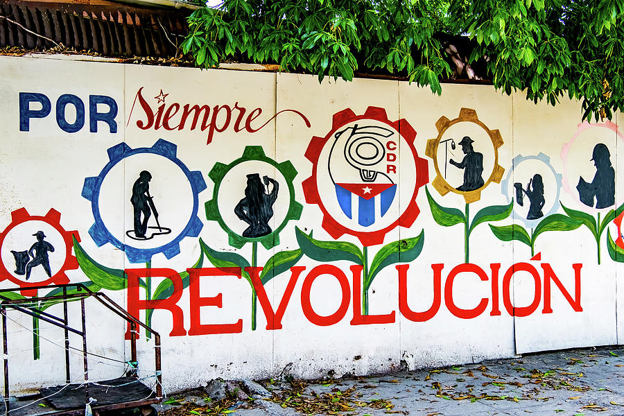 Revolution. Cienfuegos. Cuba Photograph by Lie Yim