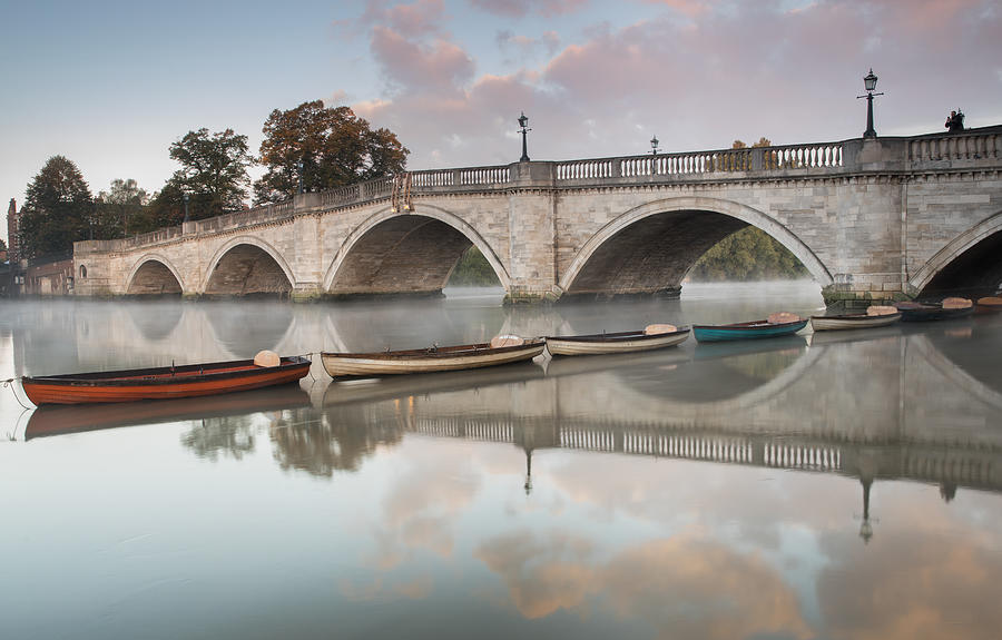 Richmond bridge at sunrise. Photograph by Alex Saberi