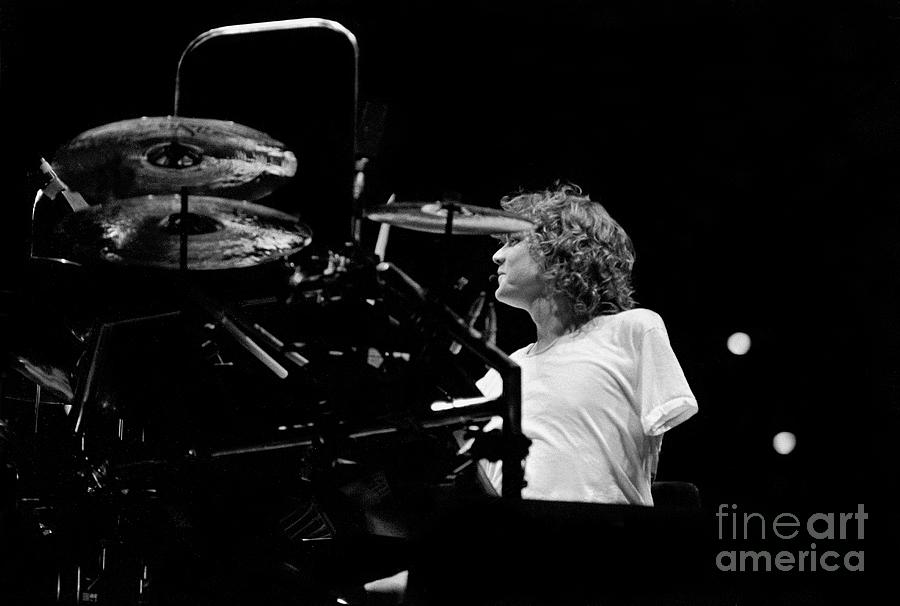Def Leppard Photograph - Rick Allen - Def Leppard by Concert Photos