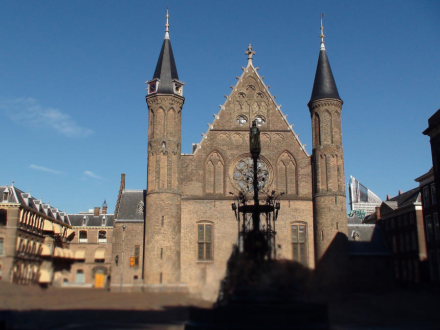 Ridderzaal In The Binnenhof Dutch Parliament Building Photograph by Livinus