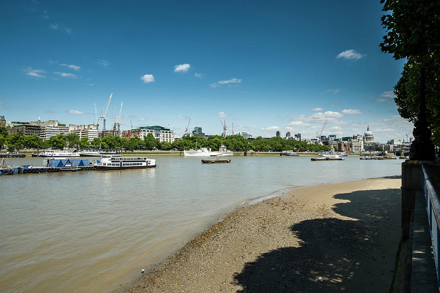 River Thames Photograph by David L Moore
