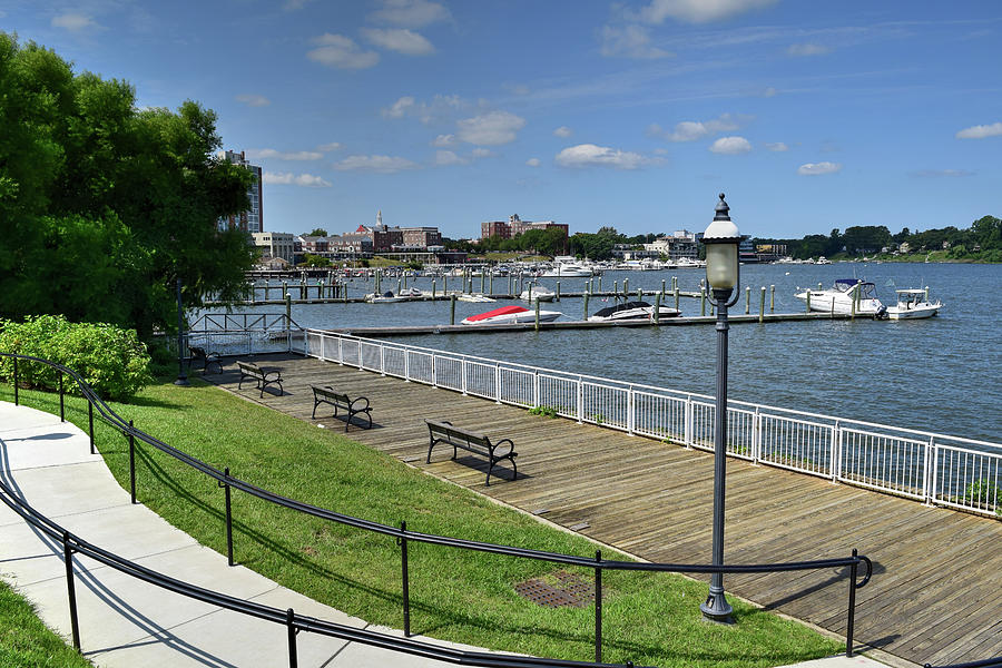 Riverside Gardens Park Red Bank Photograph By Bob Cuthbert