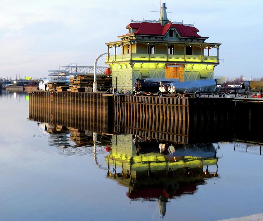 Riverton Yacht Club, New Jersey Photograph by Linda Stern