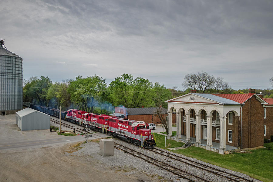 RJ Corman northbound at South Union Kentucky on the Memphis Line Photograph by Jim Pearson