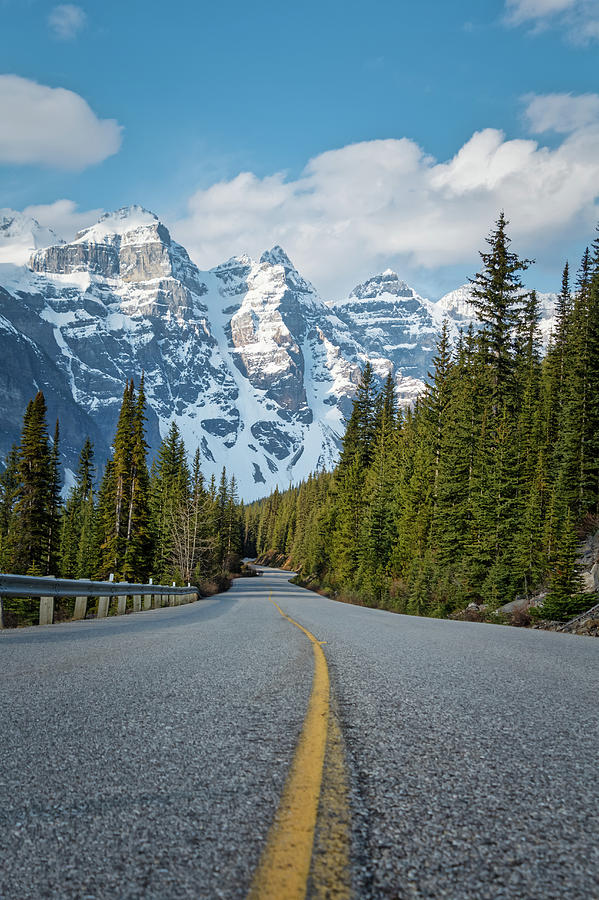 Road to Moraine Lake Photograph by Rick Deacon