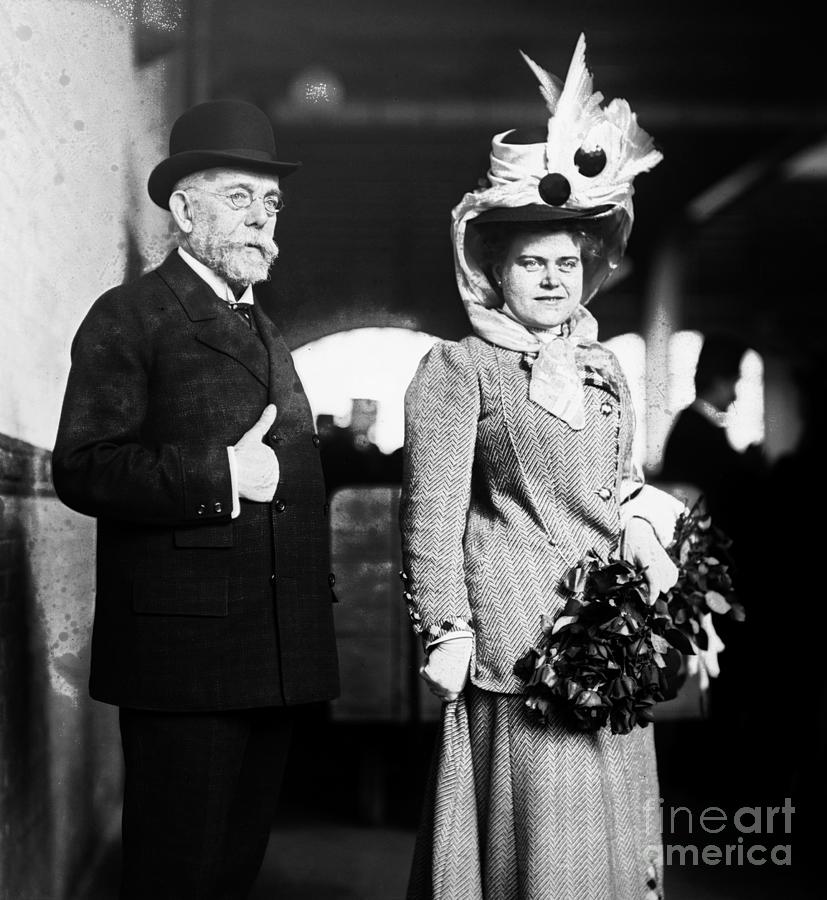 Robert Koch and Hedwig Freiberg, c1908 Photograph by Granger