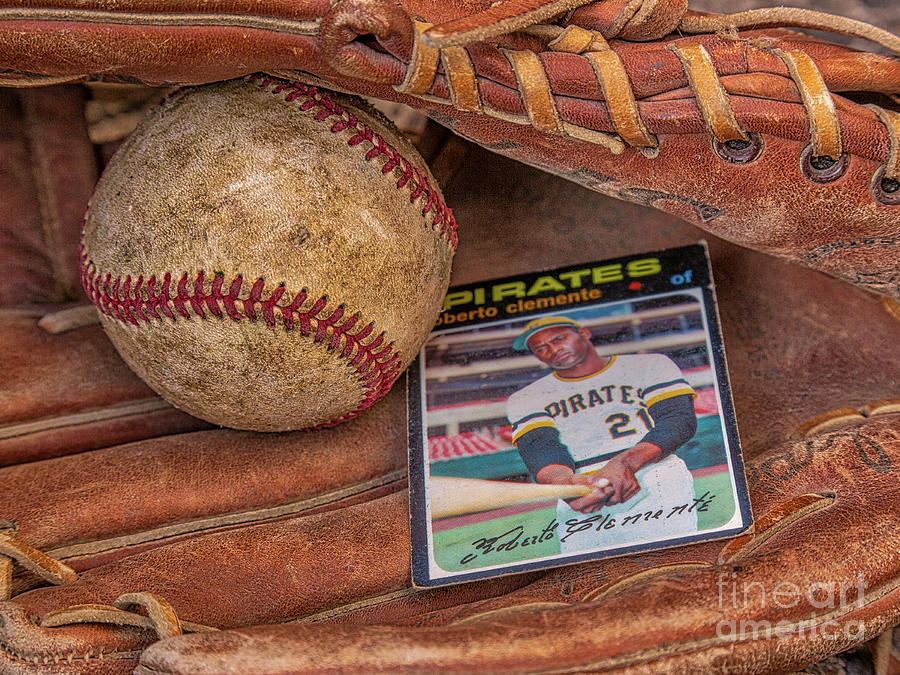 Roberto Clemente Baseball Card Photograph by Randy Steele