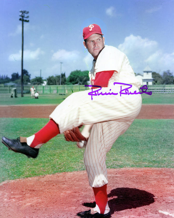 Robin Roberts Autographed Pose Photograph by Jerry Griffin