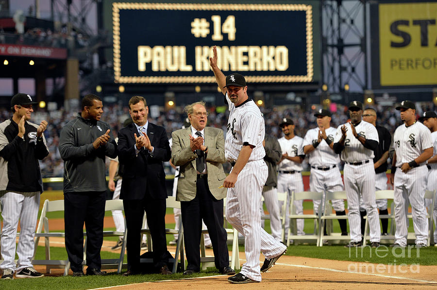 Robin Ventura and Paul Konerko Photograph by Brian Kersey Robin Ventura and Paul Konerko Photograph by Brian Kersey