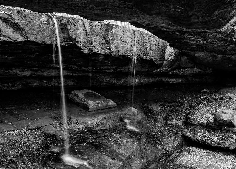 Rockbridge Waterfalls Black And White Photograph by Dan Sproul