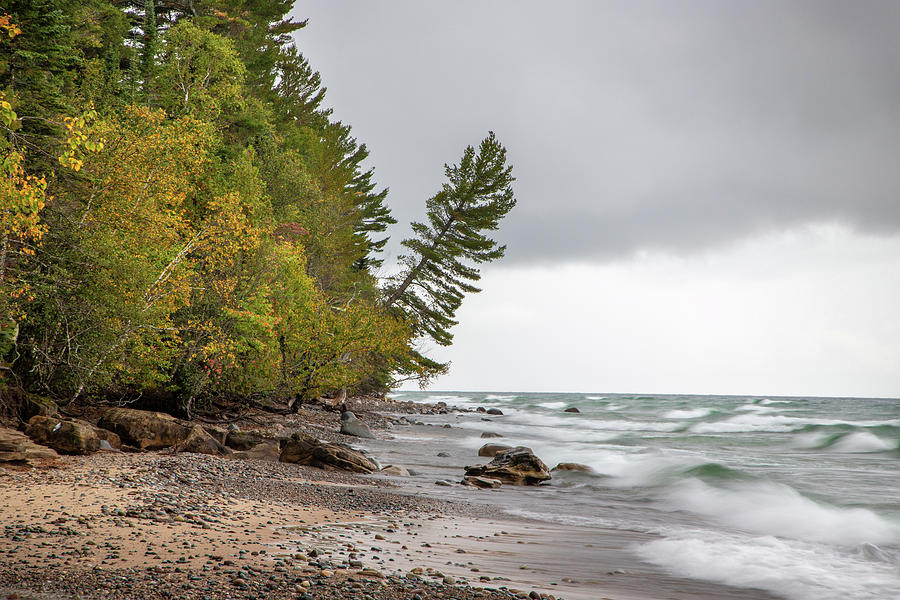 Rocky Beach on Lake Superior Photograph by Robert Carter