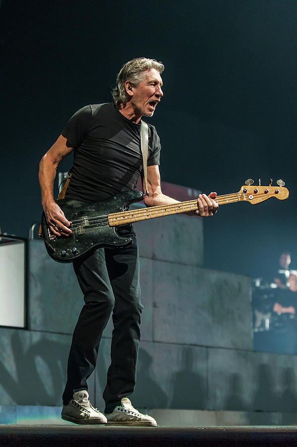 roger waters anti semite