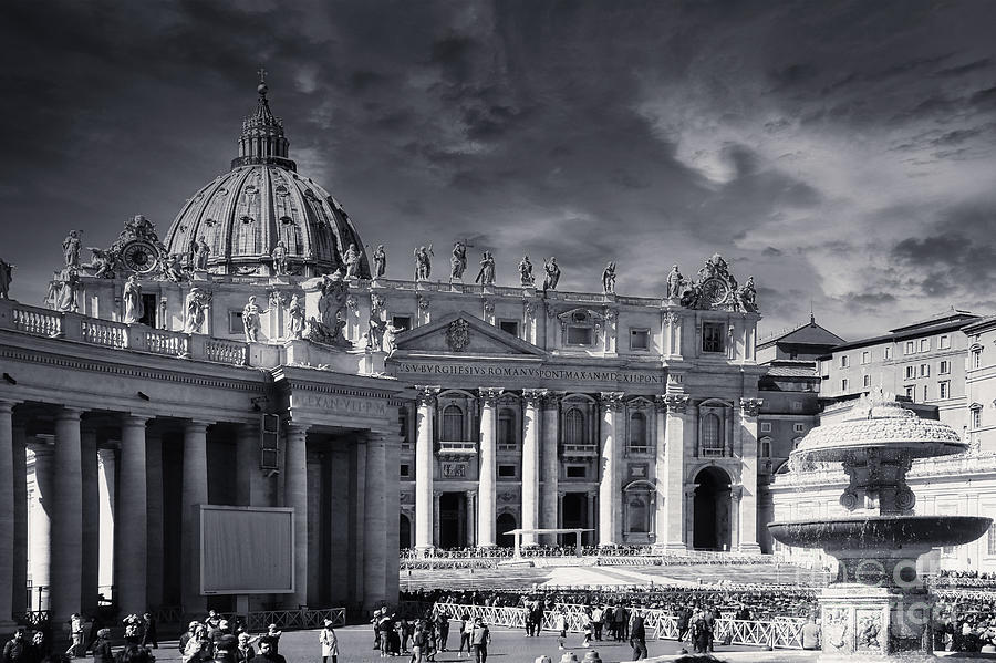 Roma and Vatican BW - St. Peters Basilica and Square Photograph by Stefano Senise