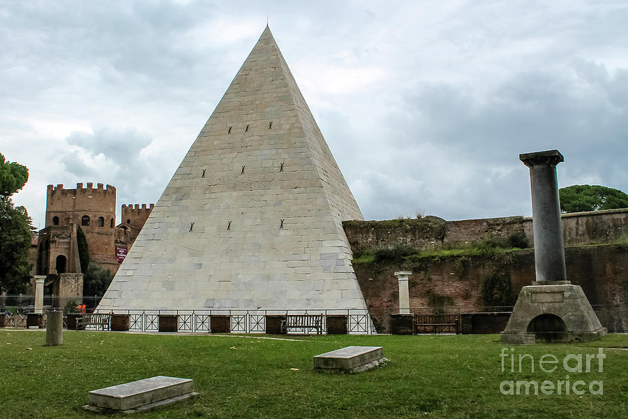 Roman Pyramid Of Caius Cestius Photograph By Scott Bevan 8229