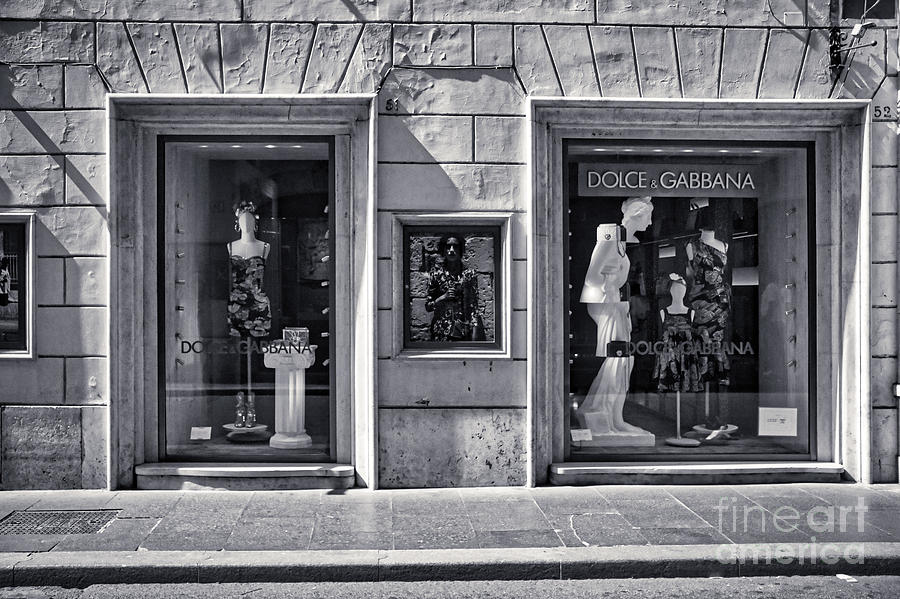 Rome Bw - Dolce and Gabbana Store in Via dei Condotti Photograph by Stefano Senise