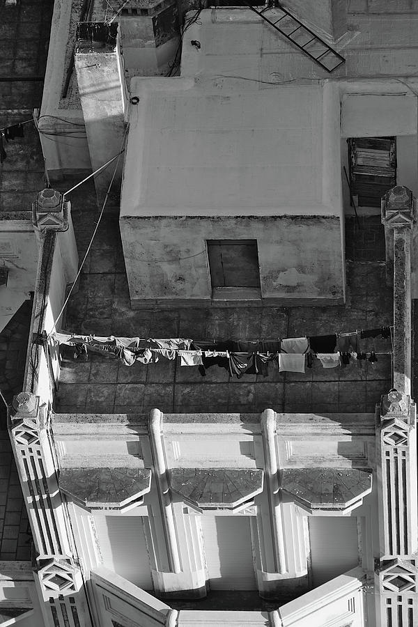 Black And White Photograph - Rooftop Drying by Richard Reeve