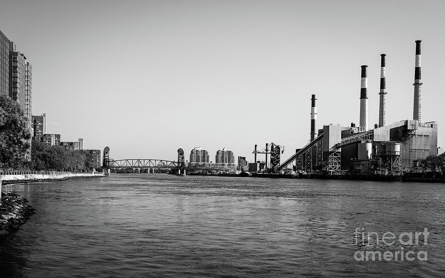 Roosevelt Island Bridge over the East River, NYC Photograph by Robert ...