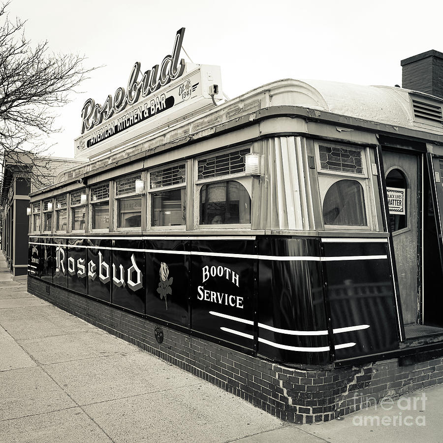 Boston Photograph - Rosebud Diner Davis Square Somerville MA by Edward Fielding