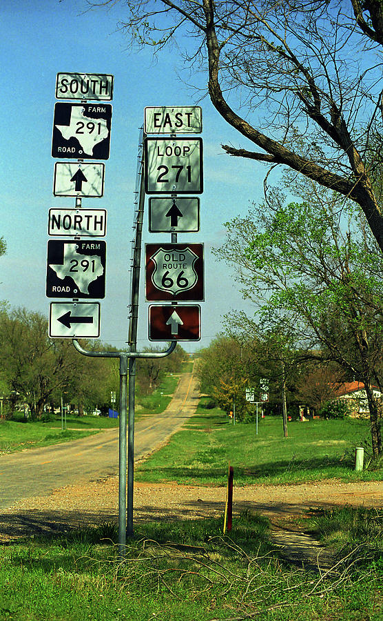 Route 66 - Alanreed Texas 2007 #2 Photograph by Frank Romeo