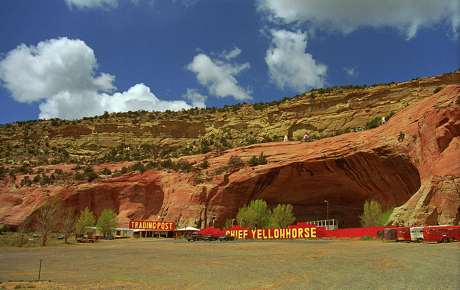 Route 66 - Chief Yellowhorse Trading Post 2007 Photograph by Frank Romeo