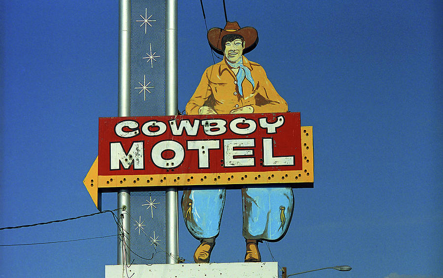 Route 66 - Cowboy Motel 2007 Photograph by Frank Romeo