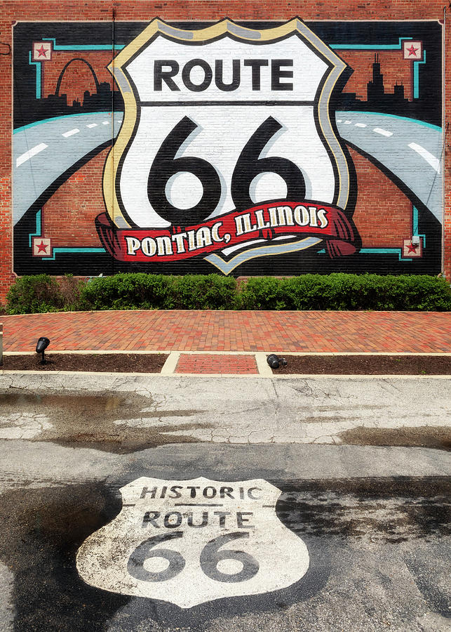Route 66 Shield Mural - Pontiac, IL Photograph by Susan Rissi Tregoning