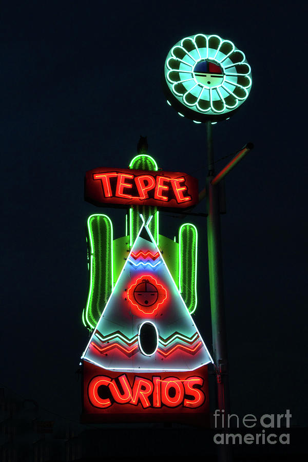 Route 66 Tepee Curios Photograph by Pattie Calfy
