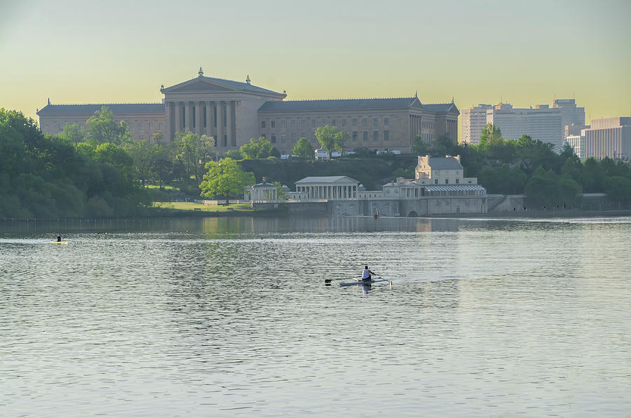 Rowing in Front of the Art Museum - Philadelphia Photograph by Bill Cannon